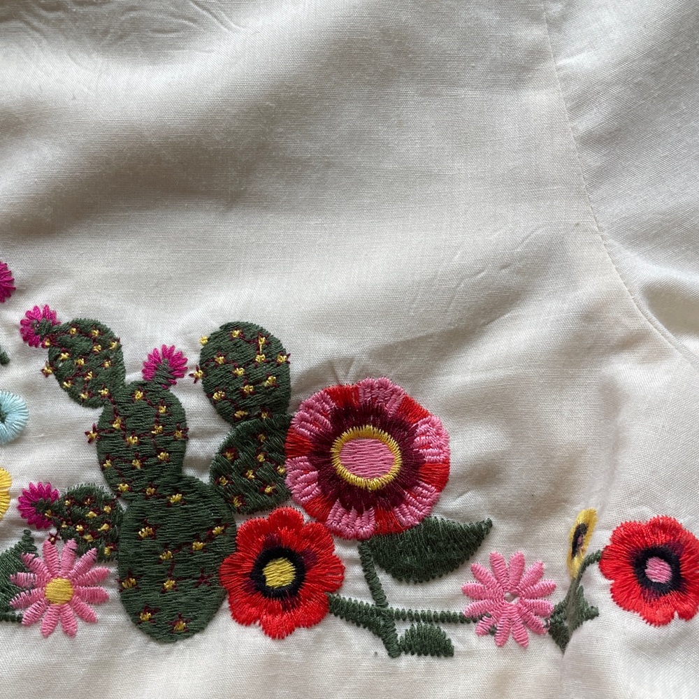 Embroidered Cream Women's Shorts with Floral & Cactus-XS-NO OFFERS - Picture 3 of 13